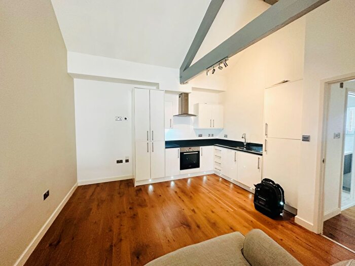 1 Bedroom Property To Rent In Hounds Gate Court, Nottingham, NG1