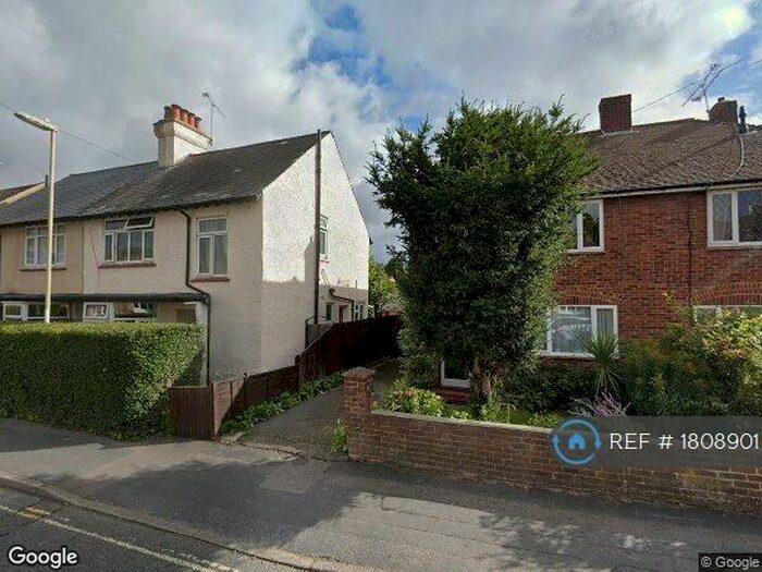3 Bedroom Semi-Detached House To Rent In Elm Grove Road, Farnborough, GU14