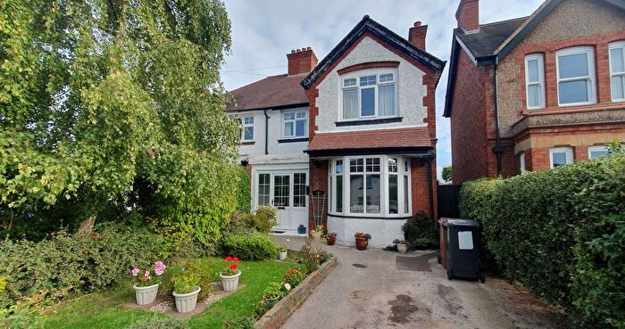 4 Bedroom Semi-Detached House For Sale In Beacon Street, Lichfield, Staffordshire, WS13