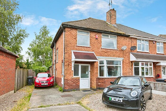 3 Bedroom Semi Detached House For Sale In St. Cuthberts Road, Derby, DE22