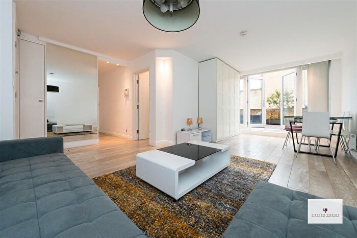 2 Bedroom Flat To Rent In The Colonnades, Porchester Terrace, London, W2