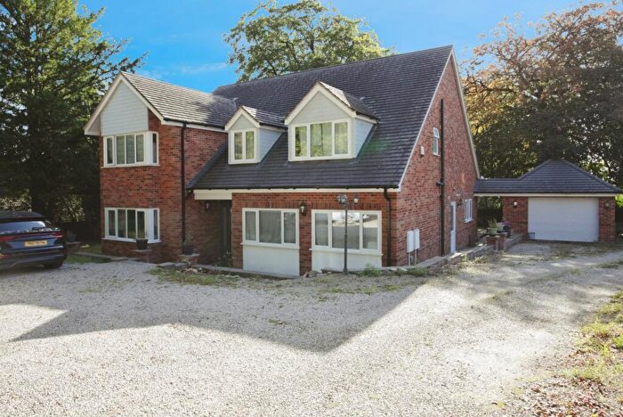 6 Bedroom Detached House For Sale In Newlands Road, Baddesley Ensor, Atherstone, Warwickshire, CV9