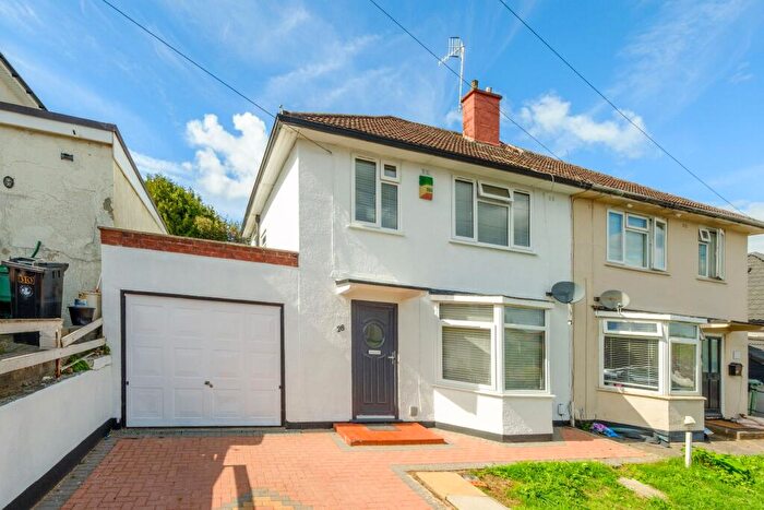 3 Bedroom Terraced House For Sale In Warmington Road, Bristol, BS14