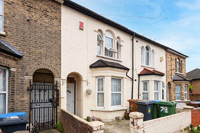 3 Bedroom Terraced House For Sale In Granville Road, London, E17