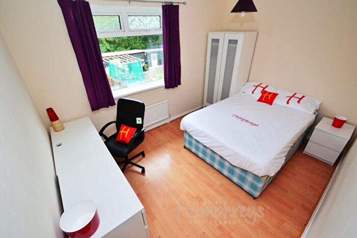 4 Bedroom House To Rent In Bradford Crescent, Durham, DH1