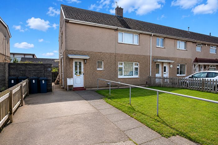 1 Bedroom Flat For Sale In Bevin Avenue, Port Talbot, SA12