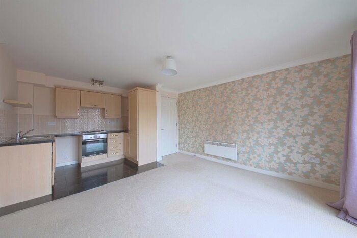 2 Bedroom Flat To Rent In Grenfell Road, Maidenhead, SL6