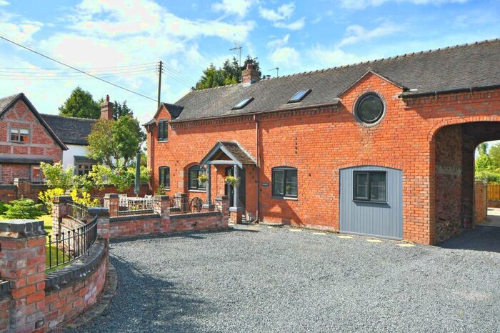 4 Bedroom Barn Conversion For Sale In Staun Court, Standon, ST21