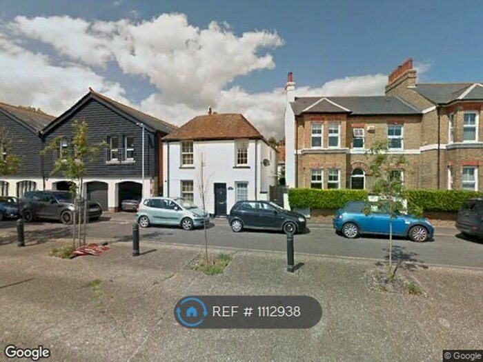 2 Bedroom Semidetached House To Rent In Rampart Road, Hythe CT21