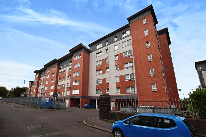 2 Bedroom Apartment To Rent In Finlay Drive, Dennistoun, G31