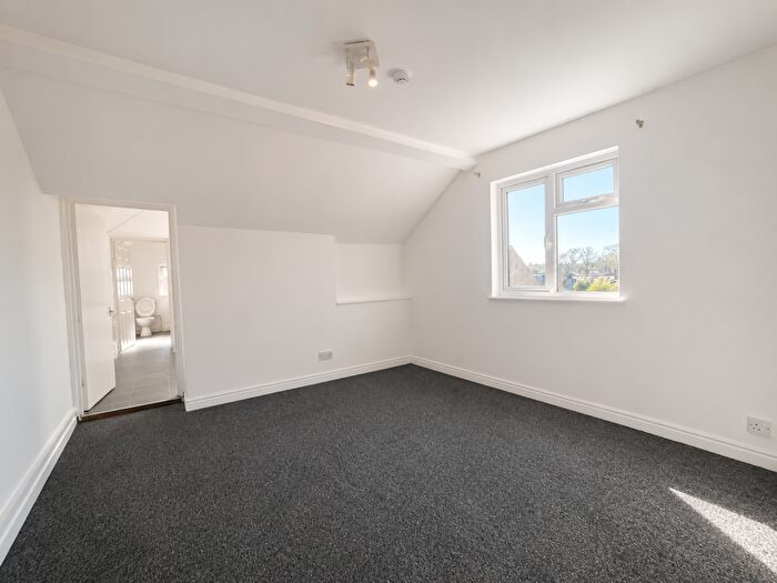1 Bedroom Flat To Rent In Bramley Road, Leicester, LE3