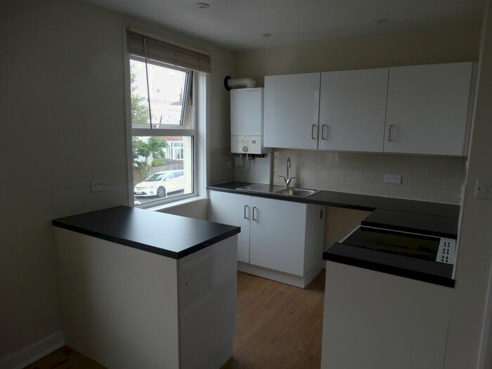 1 Bedroom Flat To Rent In Underdown Road, Brighton, BN42