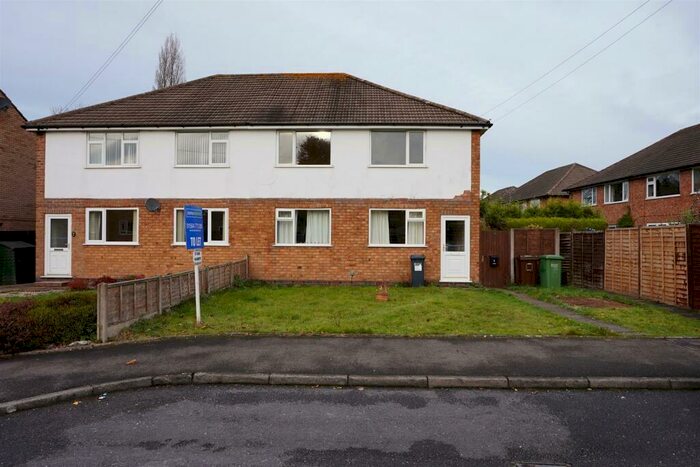 2 Bedroom Maisonette To Rent In Clinton Grove, Shirley, Solihull, B90