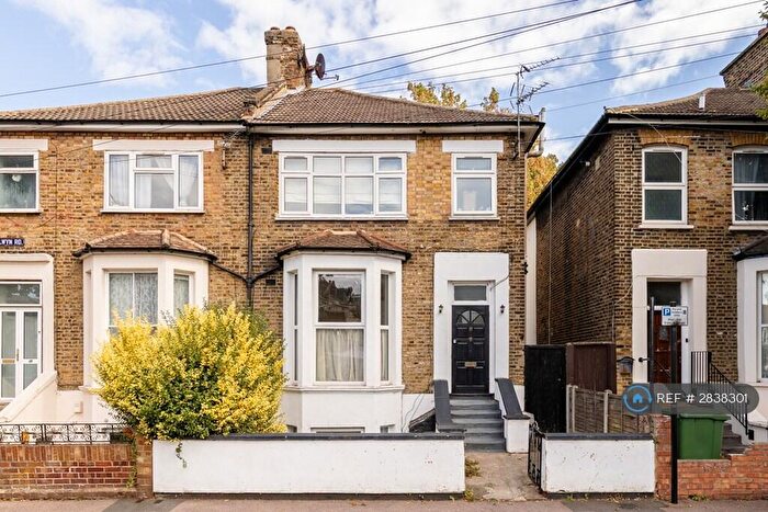 1 Bedroom Flat To Rent In Selwyn Road, London, E13
