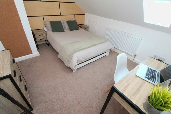 5 Bedroom Detached House To Rent In Claude Street, Dunkirk, Nottingham, NG7