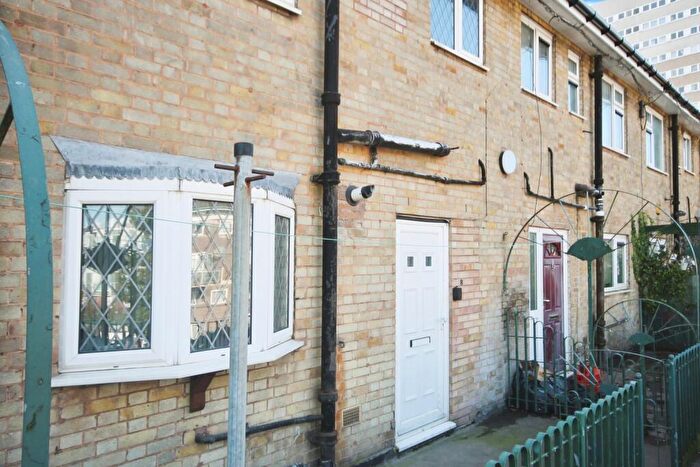 2 Bedroom Maisonette To Rent In Revesby Walk, Birmingham, B7