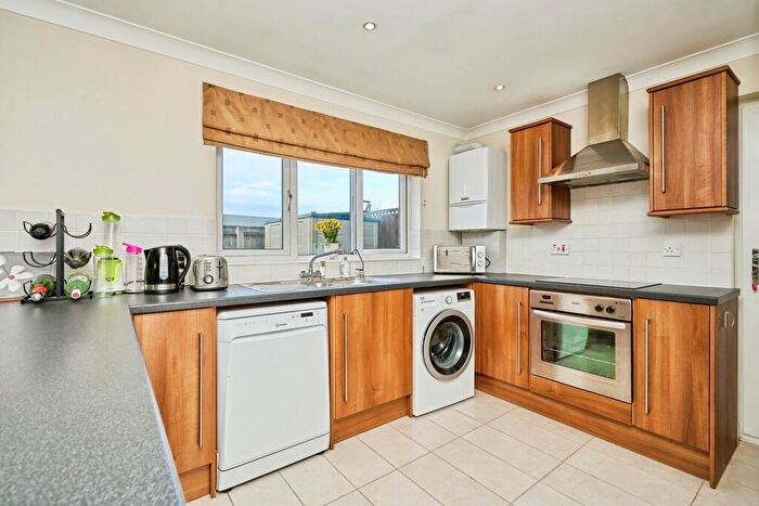 4 Bedroom Detached House For Sale In Whitepit Lane, Newport, Isle Of Wight, PO30