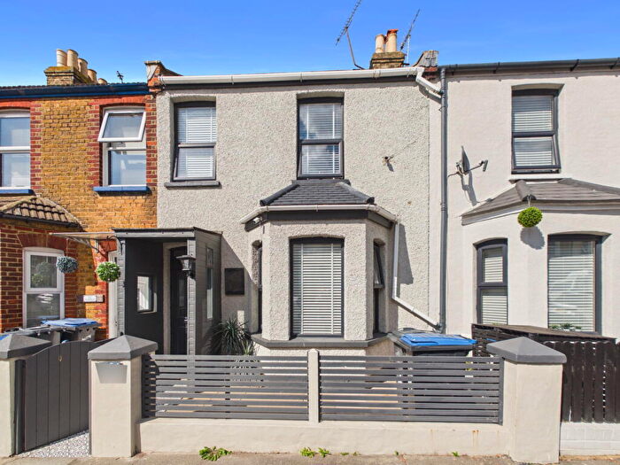 4 Bedroom Terraced House For Sale In Byron Avenue, Margate, CT9