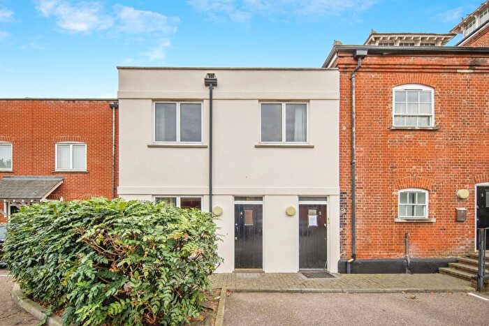2 Bedroom Maisonette For Sale In Foundation Street, Ipswich, IP4