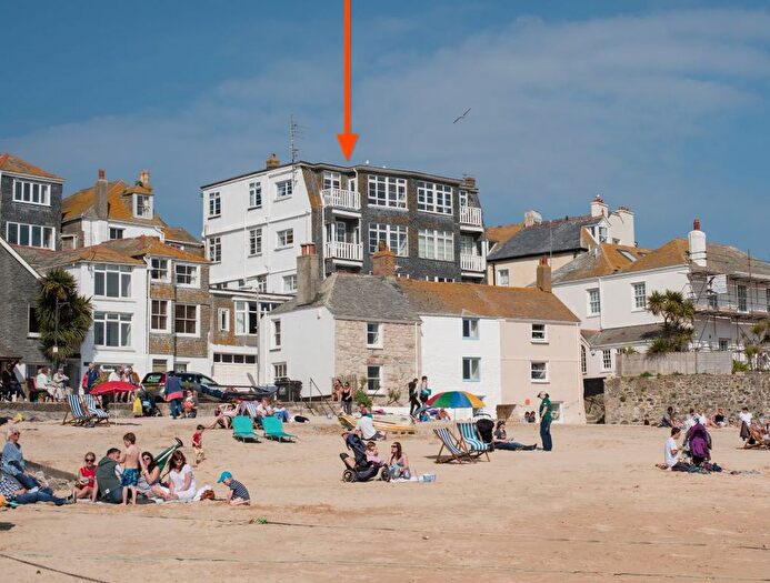 2 Bedroom Flat For Sale In Flat Sunnyside, Back Road East, St. Ives, Cornwall, TR26