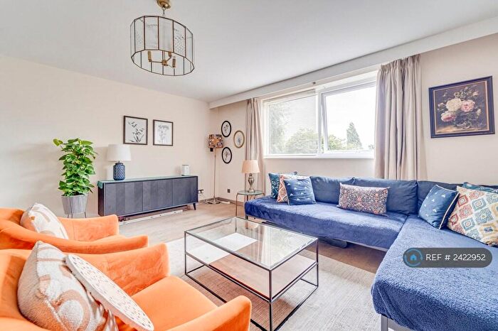 2 Bedroom Flat To Rent In Kenilworth Lodge, Crouch End, London, N8