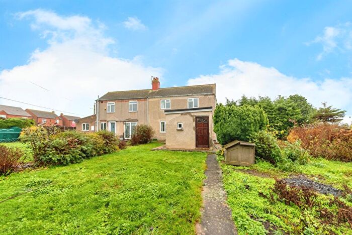 3 Bedroom Semi-Detached House For Sale In Skirth Road, Billinghay, Lincoln, LN4