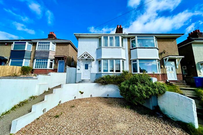 3 Bedroom Detached House For Sale In Poole, BH12