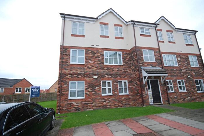 2 Bedroom Flat To Rent In Makendon Street, Hebburn, NE31
