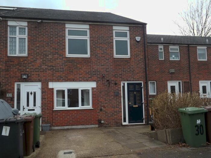 4 Bedroom Terraced House To Rent In Dales Road, Borehamwood, WD6