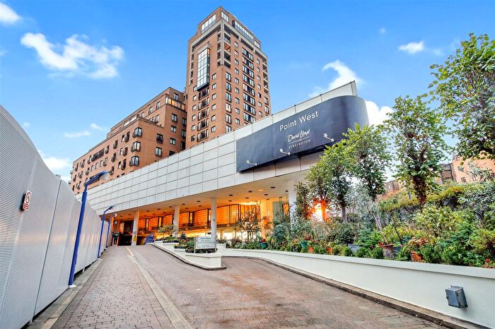 Studio To Rent In Cromwell Road, London, SW7