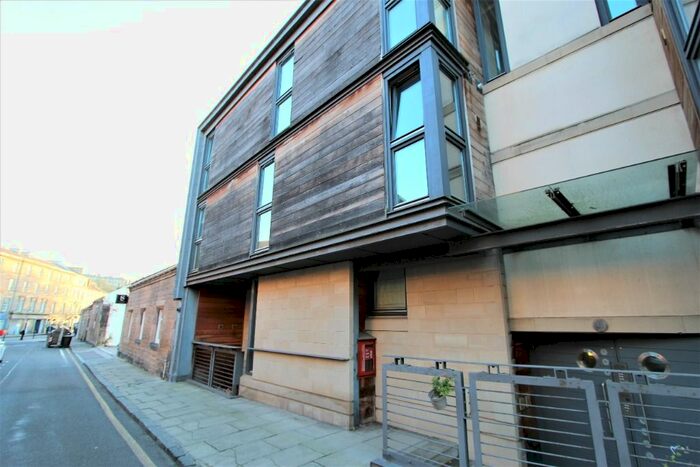 2 Bedroom Flat To Rent In Dean Bank Lane, Stockbridge, Edinburgh, EH3