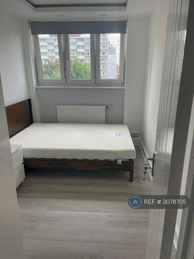 3 Bedroom Flat To Rent In Barnabas House, London, EC1V
