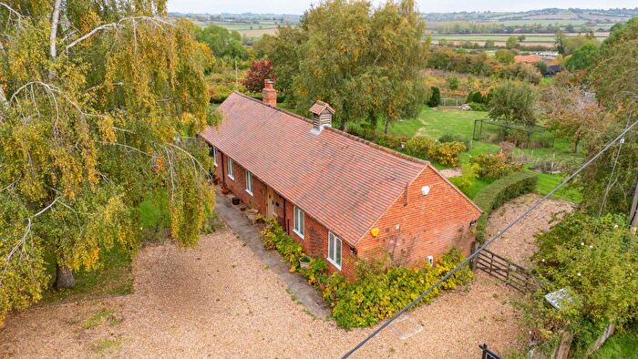 2 Bedroom Barn Conversion For Sale In Manor Field, Weedon, Buckinghamshire., HP22