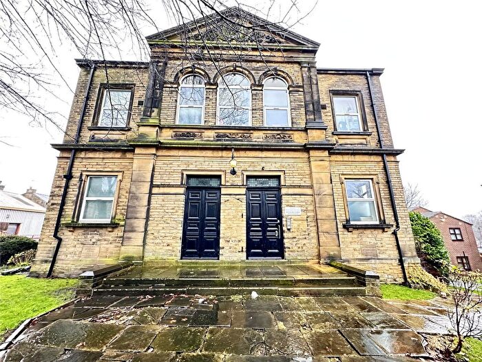 2 Bedroom Flat To Rent In St Vincent Court, Littlemoor Road, Pudsey, West Yorkshire, LS28