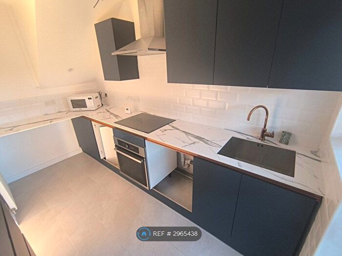 2 Bedroom End Terrace House To Rent In Ellenborough Road, Sidcup, DA14