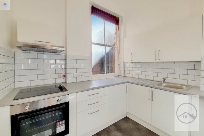 Studio To Rent In Upper Tooting Road, London, SW17