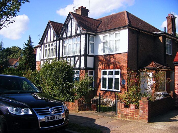 2 Bedroom Maisonette To Rent In Windermere Court, HA9