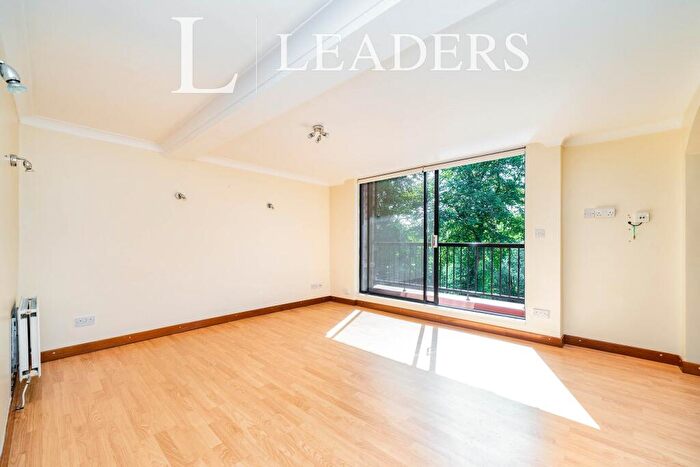 2 Bedroom Apartment To Rent In The Shipgate, Shipgate Street, CH1