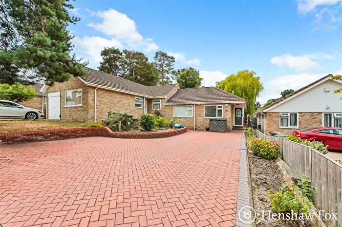 3 Bedroom Semi-Detached Bungalow For Sale In Sycamore Close, North Baddesley, Hampshire, SO52