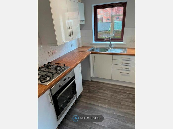 1 Bedroom Flat To Rent In Gibson Court, Lewes BN7