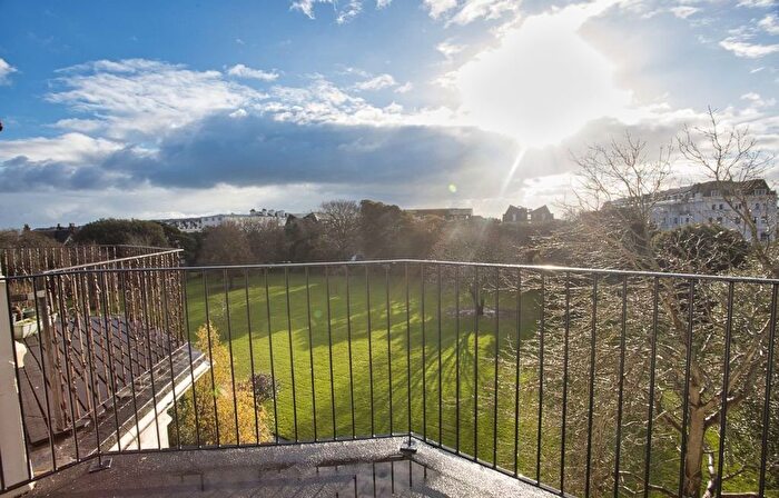 2 Bedroom Flat To Rent In Augusta Gardens, Folkestone, Kent, CT20