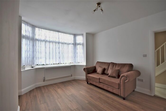 3 Bedroom Terraced House To Rent In Mellowdew Road, Coventry, CV2