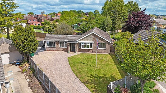 4 Bedroom Detached Bungalow For Sale In Rosehill Close, Saxilby, LN1