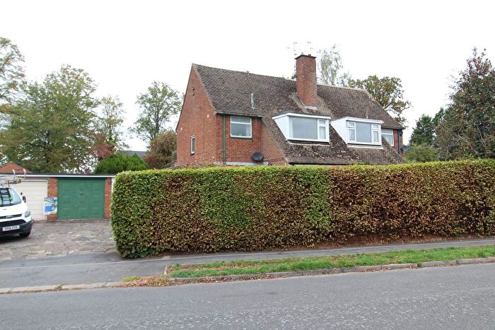 3 Bedroom Semi-Detached House For Sale In Mount Road, Cosby, Leicester, LE9