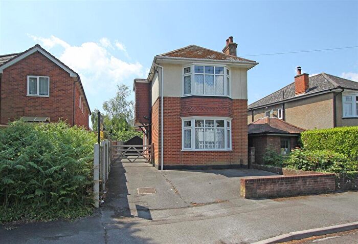 3 Bedroom Detached House For Sale In Comber Road, Bournemouth, BH9