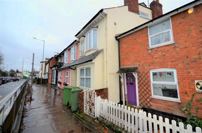 1 Bedroom Flat To Rent In Wendover Road, Aylesbury, HP21