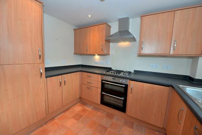 2 Bedroom Flat To Rent In Bournemouth Road, Chandler's Ford, Eastleigh, SO53