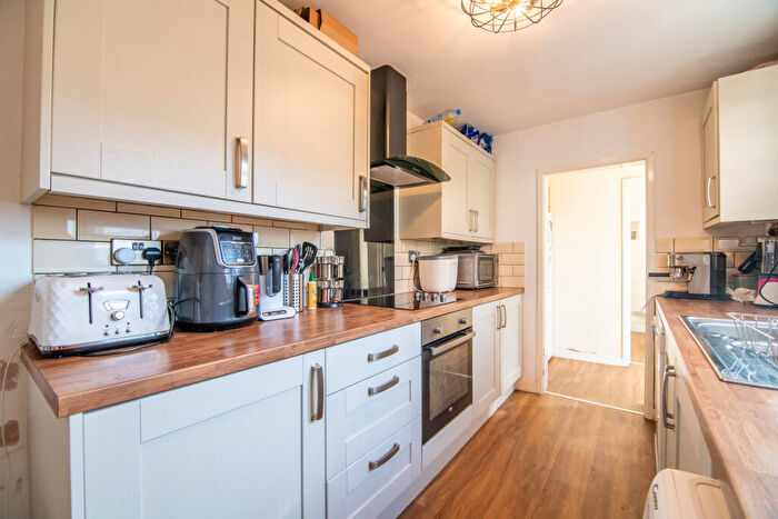 4 Bedroom House To Rent In Ripon Street, Lincoln, LN5