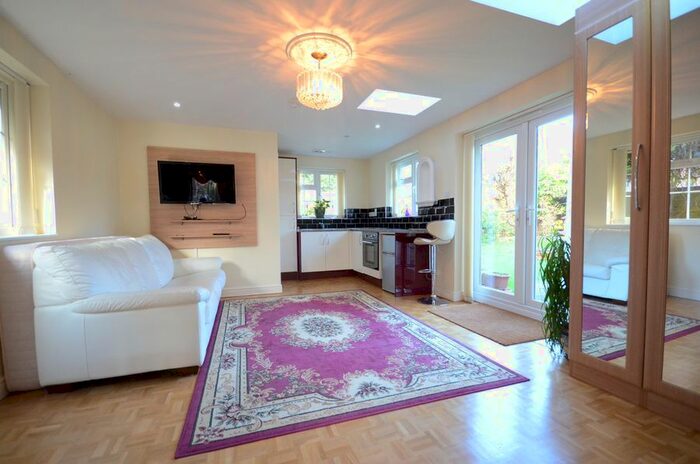 1 Bedroom Studio To Rent In Durand Road, Earley, Reading, RG6