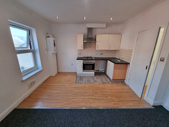 1 Bedroom Flat To Rent In Princess Street, Luton, LU1